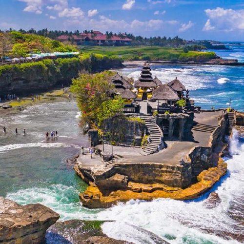 Paket Wisata 1 hari di Tanah Lot (Bali)